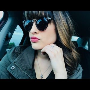 Meet your Posher, Ivonne